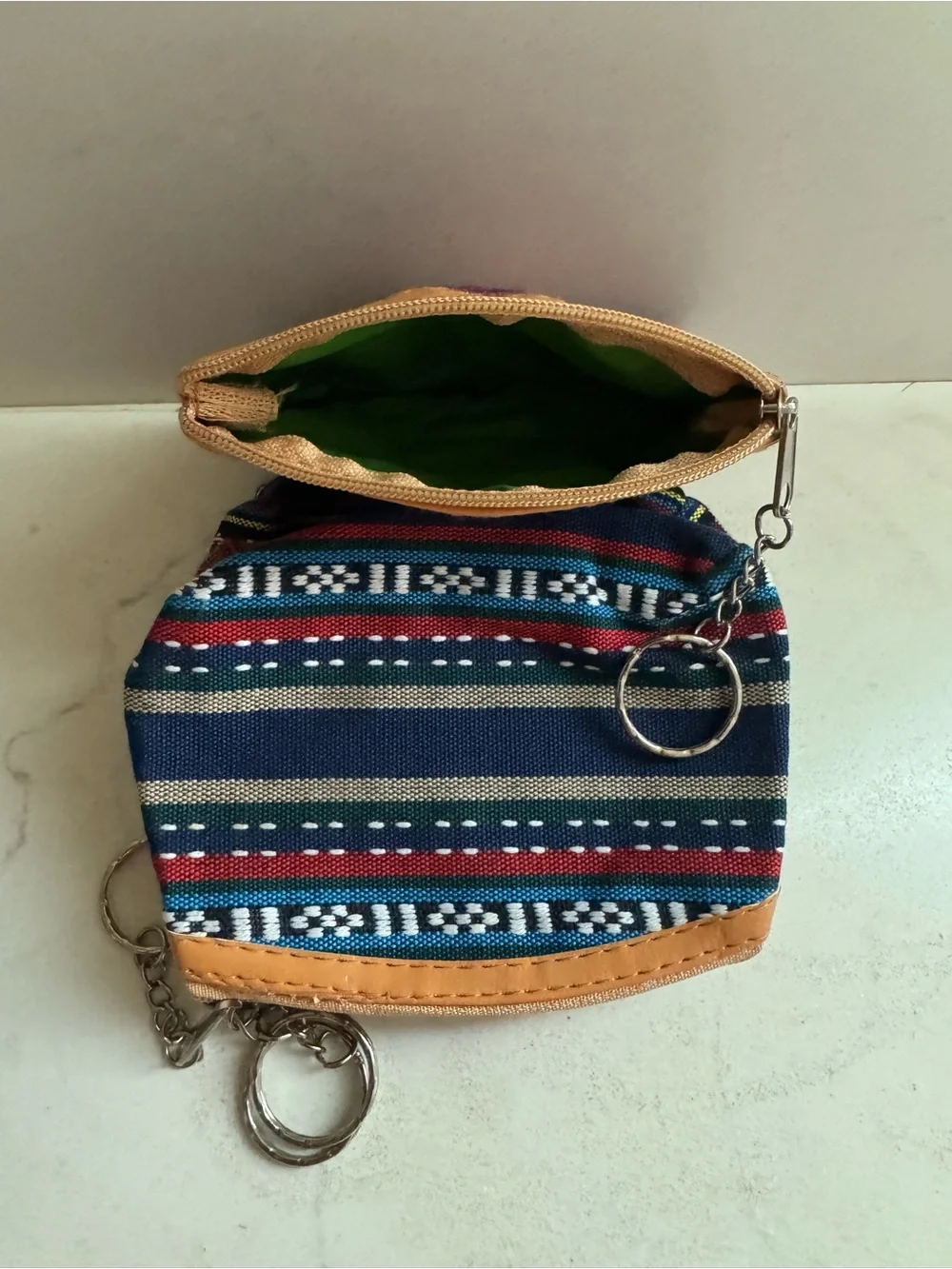 NWOT- bundle of 4. Artesanal Handwoven cambas multicolor Coin Pouch Keychain